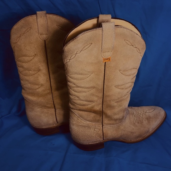 Levi rough outs tall Cowboy boots  11 M , only $49 - Picture 1 of 4